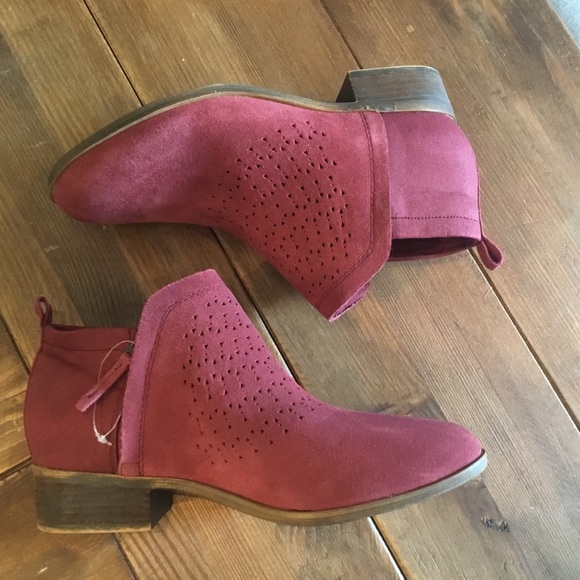 toms deia booties perforated